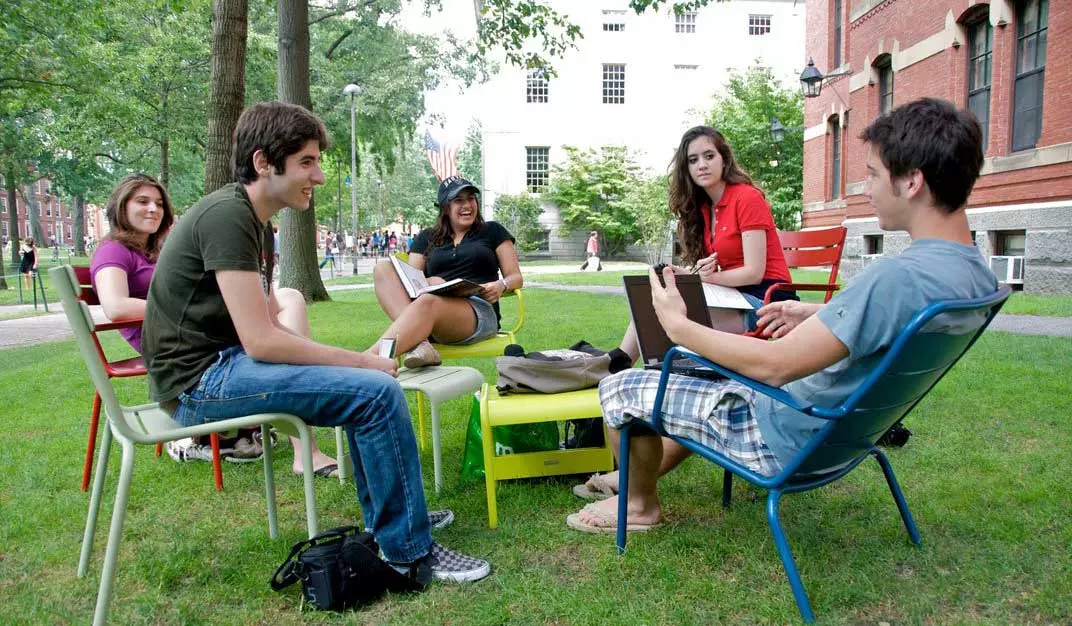 summer-school-1.jpg